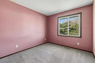 3873 Dolomite Dr, Eagan, MN 55122 - Photo 17