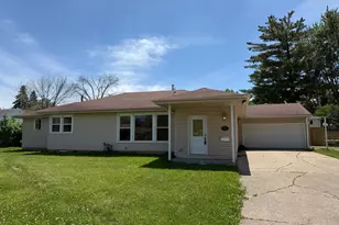 323 Murray St, Owatonna, MN 55060 - Photo 1