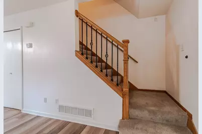 7656 13th Street N, Oakdale, MN 55128 - Photo 7