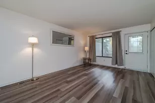 7656 13th St N, Oakdale, MN 55128 - Photo 3