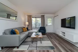 7656 13th St N, Oakdale, MN 55128 - Photo 1