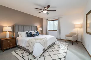 7656 13th St N, Oakdale, MN 55128 - Photo 9