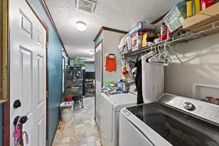 7433 West Cir NE, Fridley, MN 55432 - Photo 23