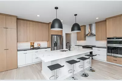 2811 Wildflower Lane SW, Rochester, MN 55902 - Photo 13