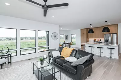 2811 Wildflower Lane SW, Rochester, MN 55902 - Photo 11