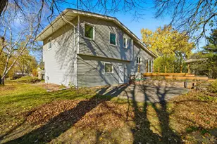 5900 Hillsboro Ave N, New Hope, MN 55428 - Photo 15