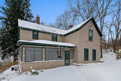 321 Myrtle Street W, Stillwater, MN 55082 - Photo 1