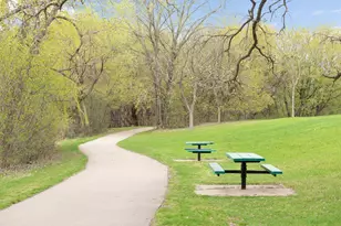 1251 Lake Susan Hills Dr, Chanhassen, MN 55317 - Photo 35