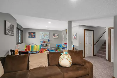 1251 Lake Susan Hills Drive, Chanhassen, MN 55317 - Photo 23