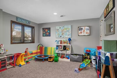 1251 Lake Susan Hills Drive, Chanhassen, MN 55317 - Photo 27