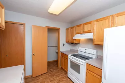 11547 Elmwood Avenue N, Champlin, MN 55316 - Photo 7