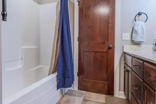 16899 E Lake Dr, Lakeville, MN 55044 - Photo 61