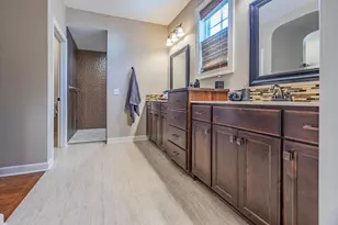 16899 E Lake Dr, Lakeville, MN 55044 - Photo 23