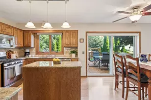 8769 Jewel Ave S, Cottage Grove, MN 55016 - Photo 15