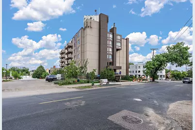 2800 W 44th Street #401, Minneapolis, MN 55410 - Photo 1