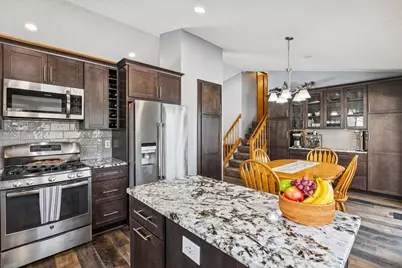 9498 Hamlet Avenue S, Cottage Grove, MN 55016 - Photo 7