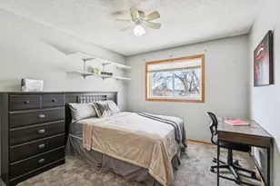 9498 Hamlet Ave S, Cottage Grove, MN 55016 - Photo 17