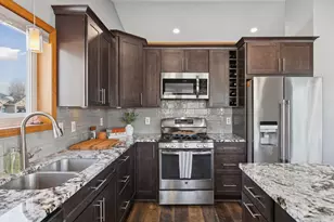 9498 Hamlet Ave S, Cottage Grove, MN 55016 - Photo 9