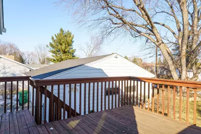 1404 Primrose Curve, Roseville, MN 55113 - Photo 25