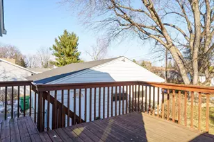 1404 Primrose Curve, Roseville, MN 55113 - Photo 25