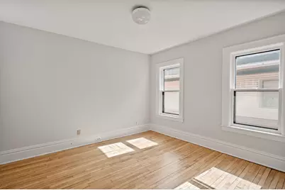 2112 Emerson Avenue S #3, Minneapolis, MN 55405 - Photo 9