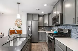 19504 Butternut Ct, Maple Grove, MN 55311 - Photo 5