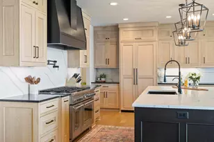 165 Mound Ave, Excelsior, MN 55331 - Photo 9