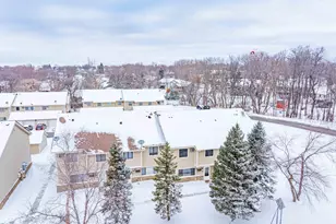 22 E 13th St, Waconia, MN 55387 - Photo 33