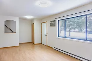 22 E 13th St, Waconia, MN 55387 - Photo 5