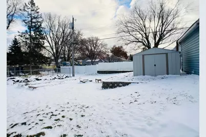 2648 3rd Avenue E, North Saint Paul, MN 55109 - Photo 17