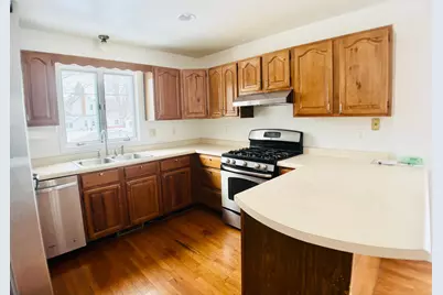 2648 3rd Avenue E, North Saint Paul, MN 55109 - Photo 5