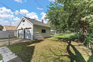 303 Cesar Chavez St, Saint Paul, MN 55107 - Photo 23