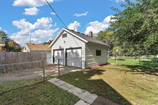 303 Cesar Chavez St, Saint Paul, MN 55107 - Photo 25