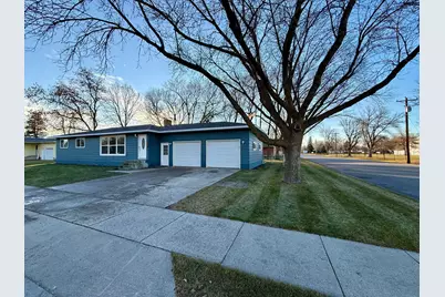 203 8th Street SE, Barnesville, MN 56514 - Photo 3