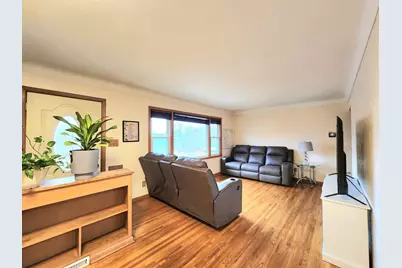 1158 Bradley Street, Saint Paul, MN 55130 - Photo 5