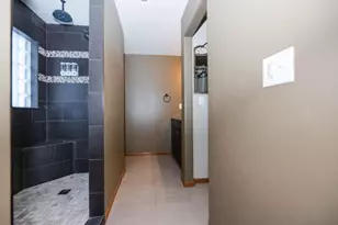 1082 W Lake Dr, Detroit Lakes, MN 56501 - Photo 23