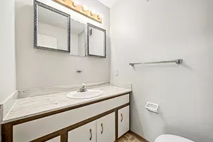 183 Little Canada Rd E, Little Canada, MN 55117 - Photo 13