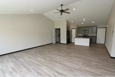 1012 NE 6th Avenue, Perham, MN 56573 - Photo 5