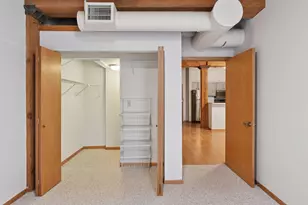 400 N 1st St, Minneapolis, MN 55401 - Photo 11