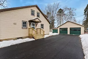 915 4th Ave SW, Pine City, MN 55063 - Photo 3