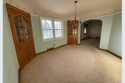 700 Oakland Place NE, Austin, MN 55912 - Photo 11