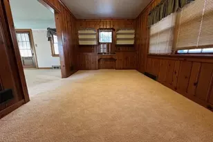 700 Oakland Pl NE, Austin, MN 55912 - Photo 7