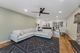 5607 Green Cir Dr, Minnetonka, MN 55343 - Photo 11