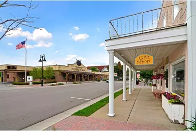 4125 Lawndale Lane N, Plymouth, MN 55446 - Photo 33