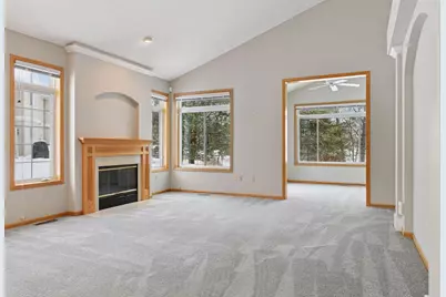 4125 Lawndale Lane N, Plymouth, MN 55446 - Photo 9