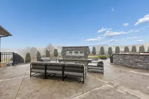 8689 Deerwood Ln N, Maple Grove, MN 55369 - Photo 37