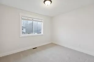 8689 Deerwood Ln N, Maple Grove, MN 55369 - Photo 11