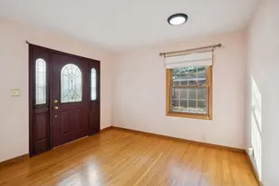 1312 E 93 1/2 St, Bloomington, MN 55425 - Photo 3