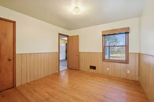 1312 E 93 1/2 St, Bloomington, MN 55425 - Photo 17