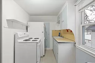 326 N 3rd St, River Falls, WI 54022 - Photo 11